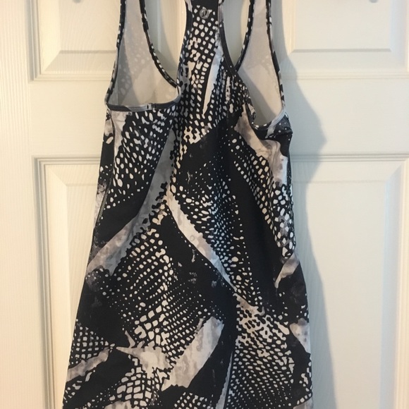 Lululemon athletic top! - Picture 2 of 2